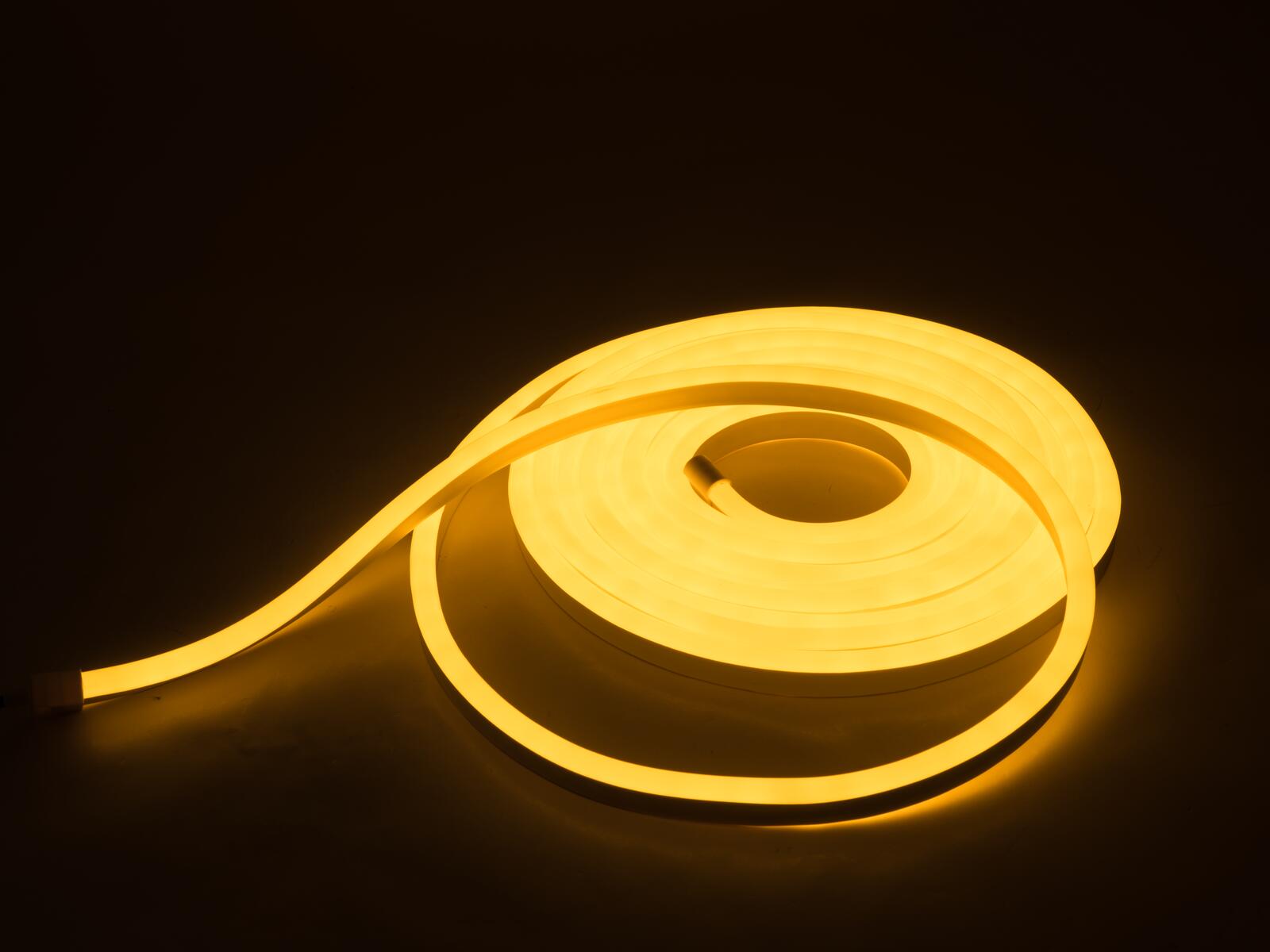 EUROLITE LED Neon Flex 24V 5m yellow Set - Image 2