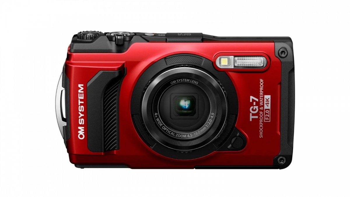 Camera TG-7 red
